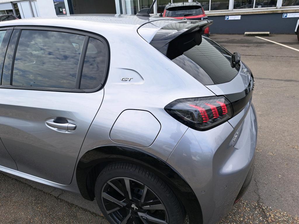Peugeot 208 PureTech 130 S&S EAT8 GT Pack 2022