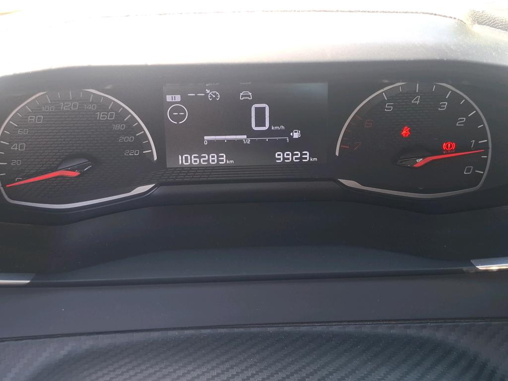 Peugeot 208 BLUEHDI 100 S&S BVM6 PREMIUM 2021