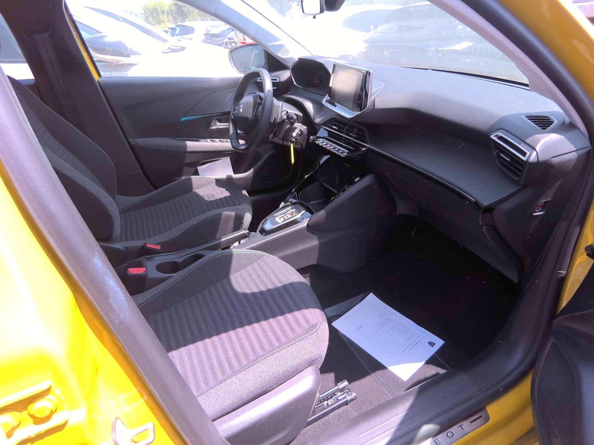 Peugeot 208 PureTech 100 S&S EAT8 Style 2023