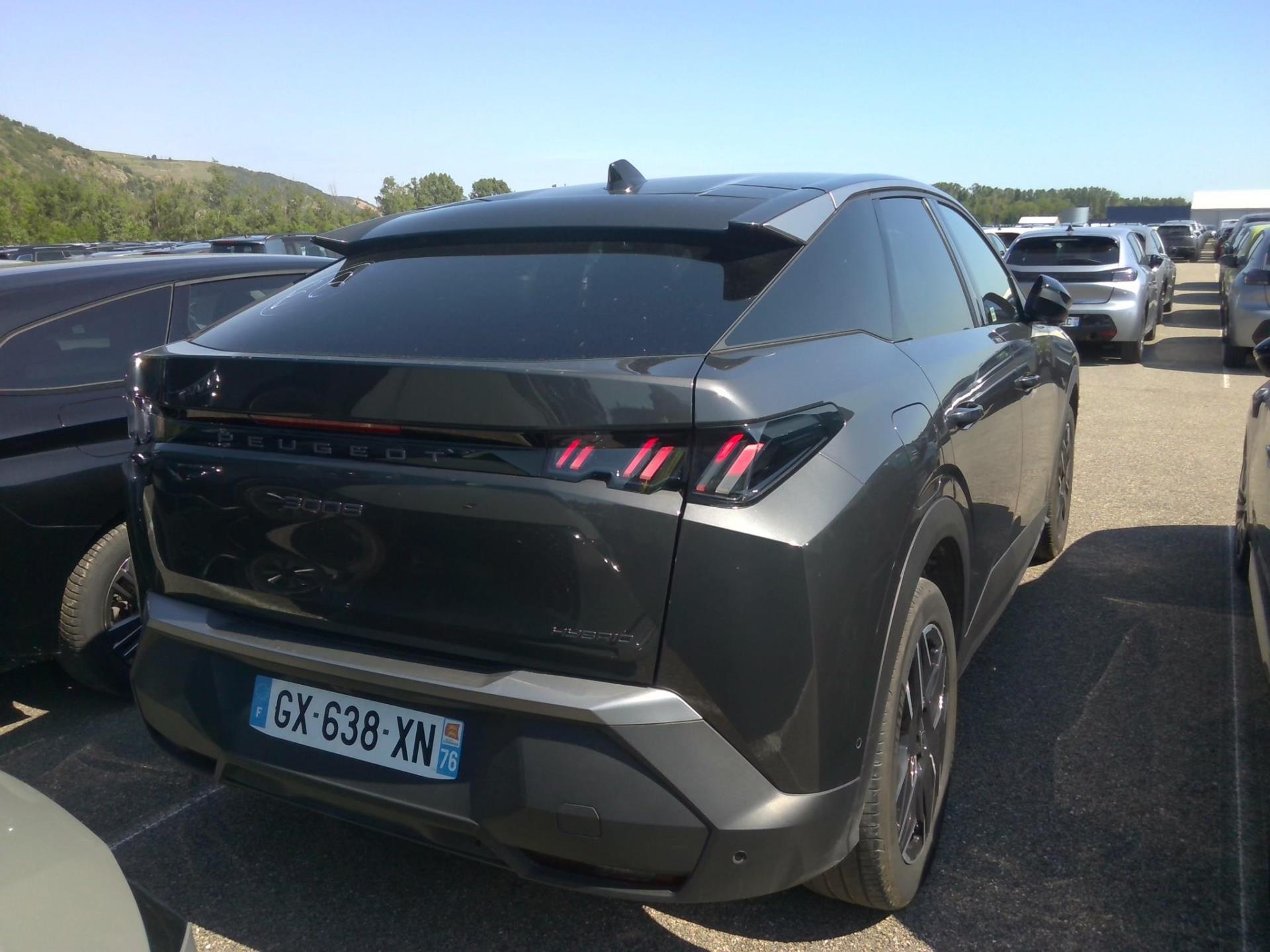 Peugeot 3008 Hybrid 136 e-DCS6 Allure 2024