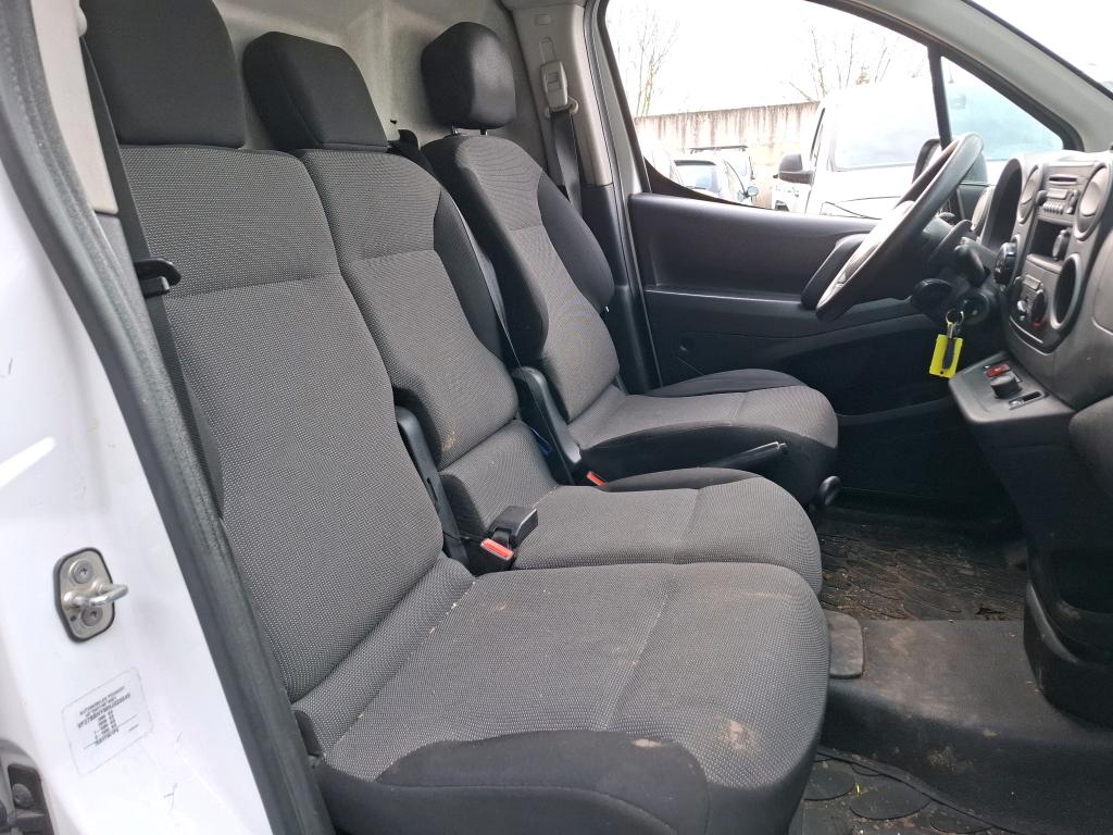 Peugeot PARTNER FOURGON STANDARD 1.6 BLUEHDI 100 S&S ETG6 PREMIUM 2017
