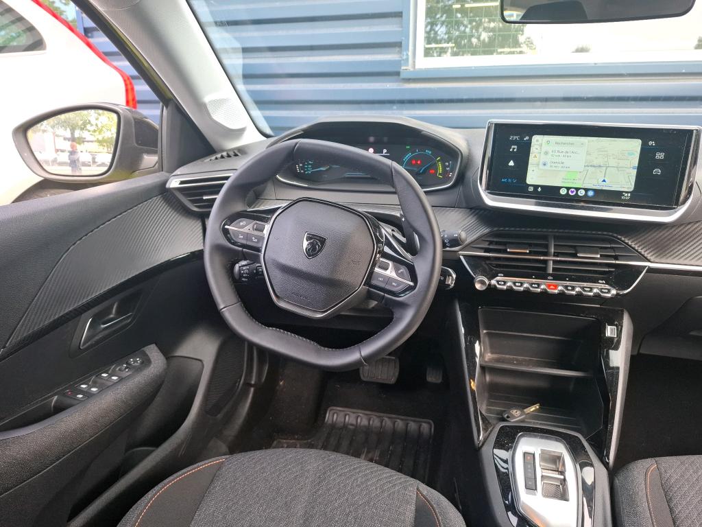 Peugeot 208 Hybrid 110 ch e-DCS6 Style 2025