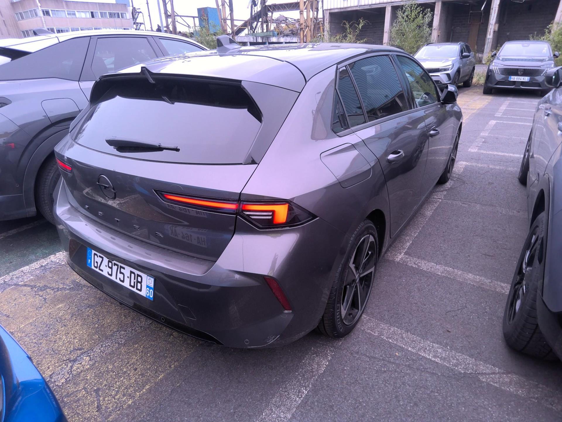 Opel ASTRA L