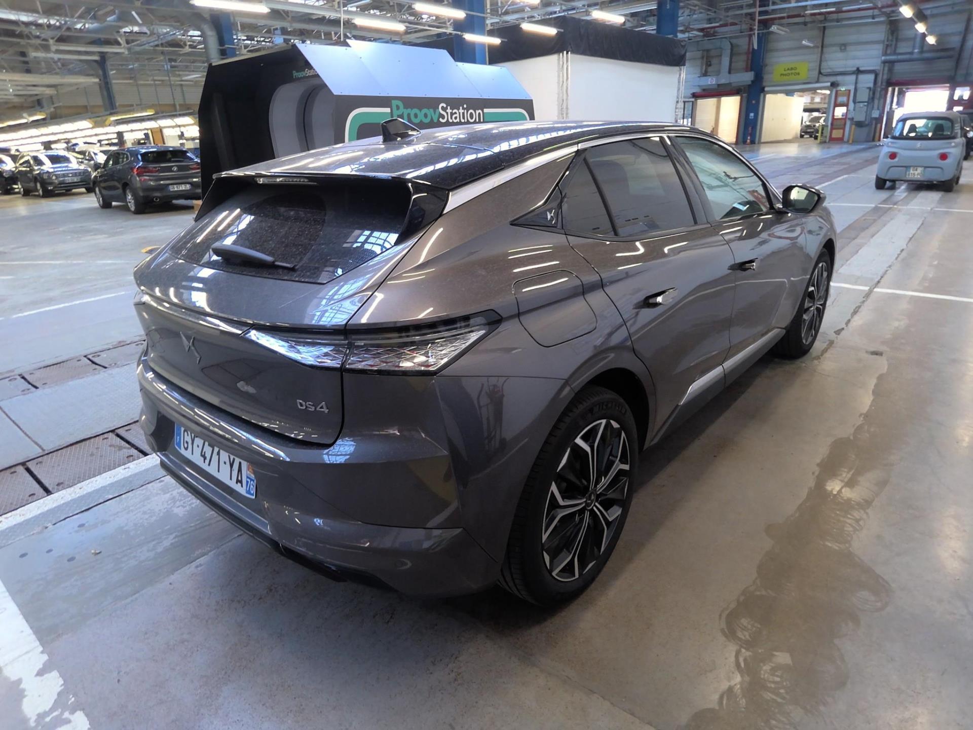 DS DS 4 BlueHDi 130 EAT8 Etoile - Alcantara 2024
