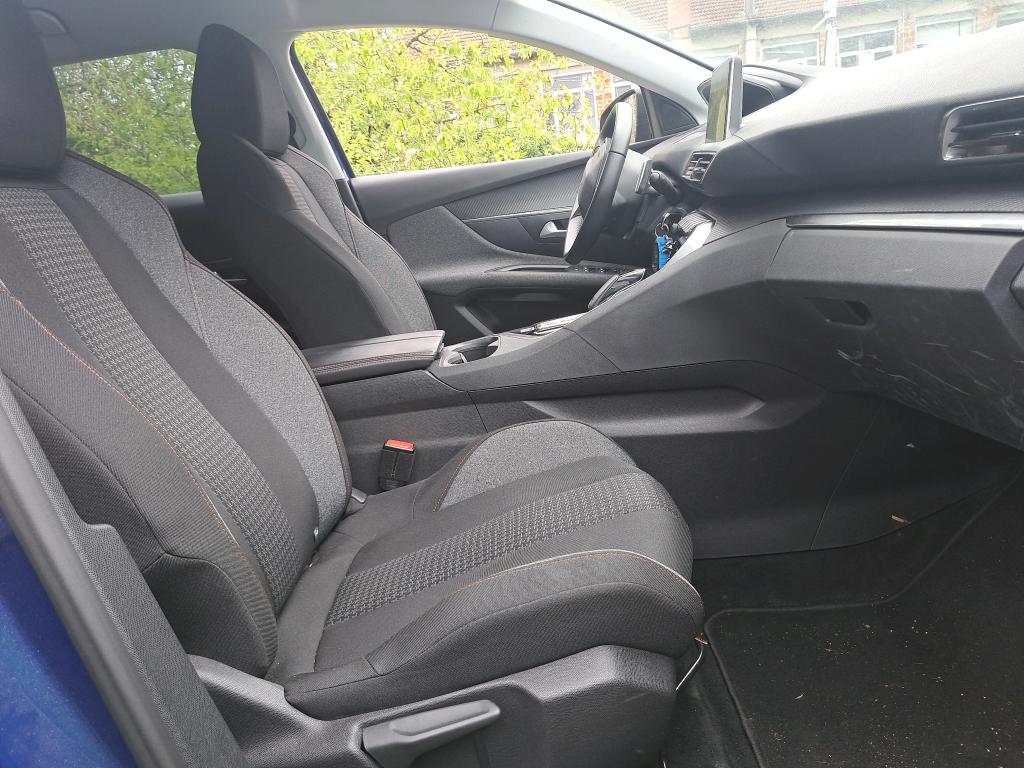Peugeot 3008 BlueHDi 130ch S&S EAT8 Active Business 2020