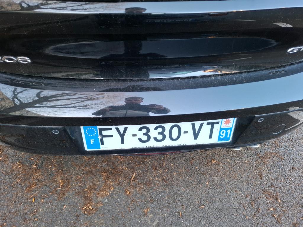 Peugeot 208 PureTech 130 S&S EAT8 GT 2021