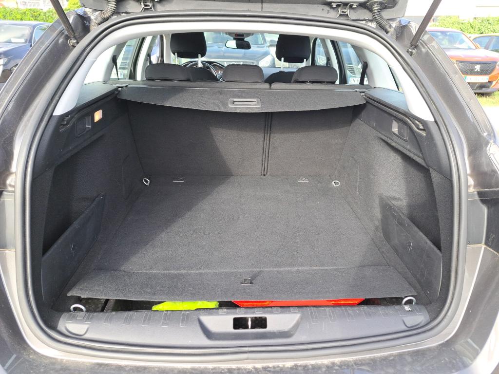 Peugeot 308 SW BlueHDi 130ch S&S BVM6 Active Business 2021