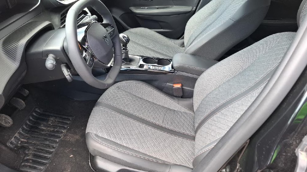 Foto Peugeot 208 16
