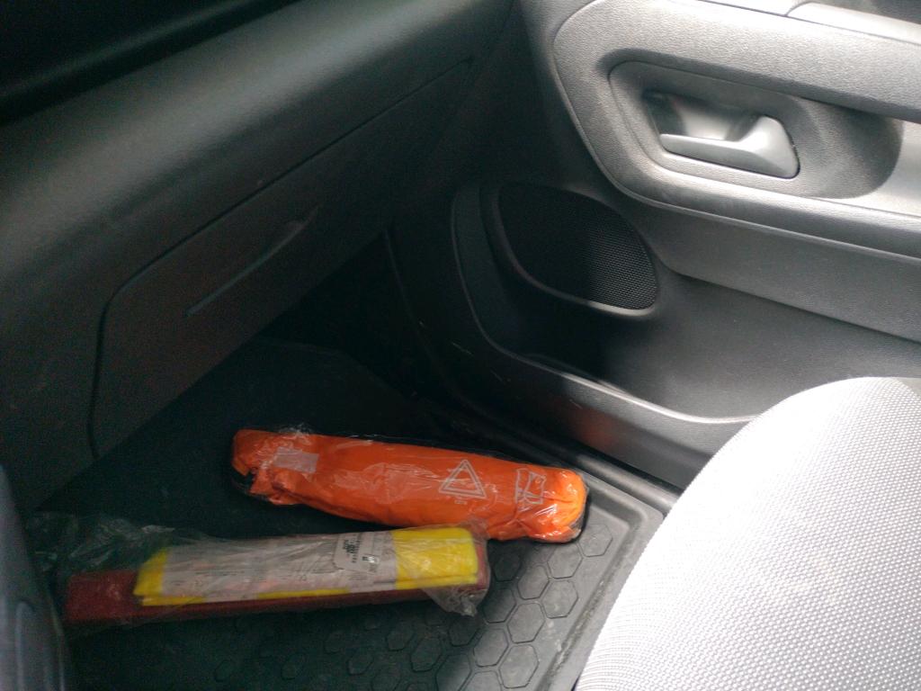 Peugeot PARTNER FOURGON STANDARD 650 KG BLUEHDI 100 S&S BVM5 ASPHALT 2019