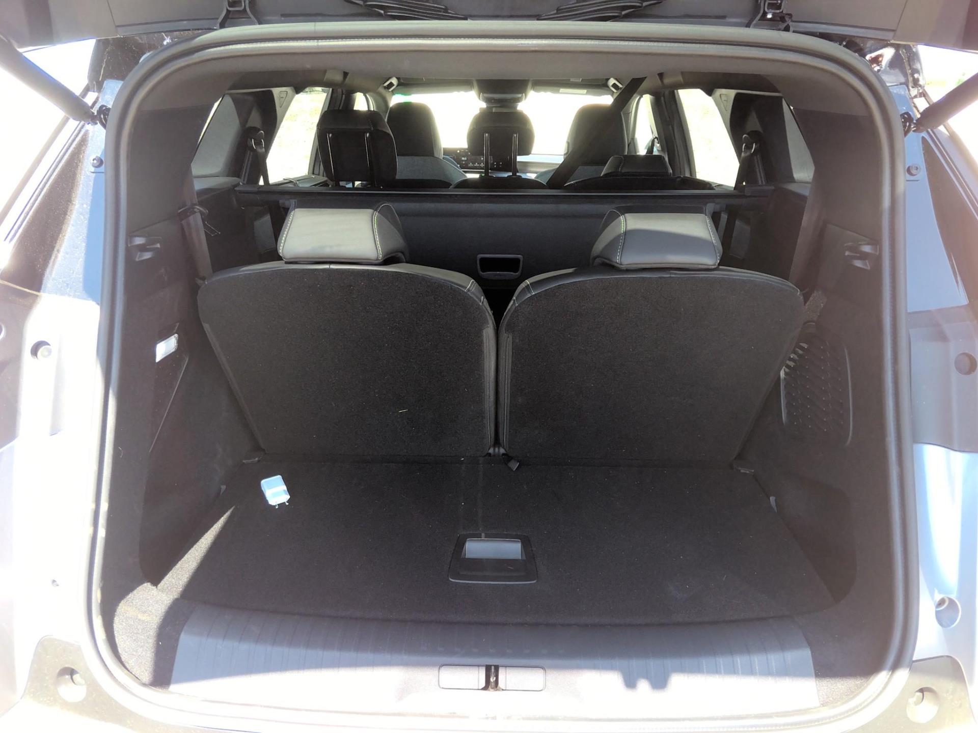 Peugeot 5008 Hybrid 145 e-DCS6 GT 2025