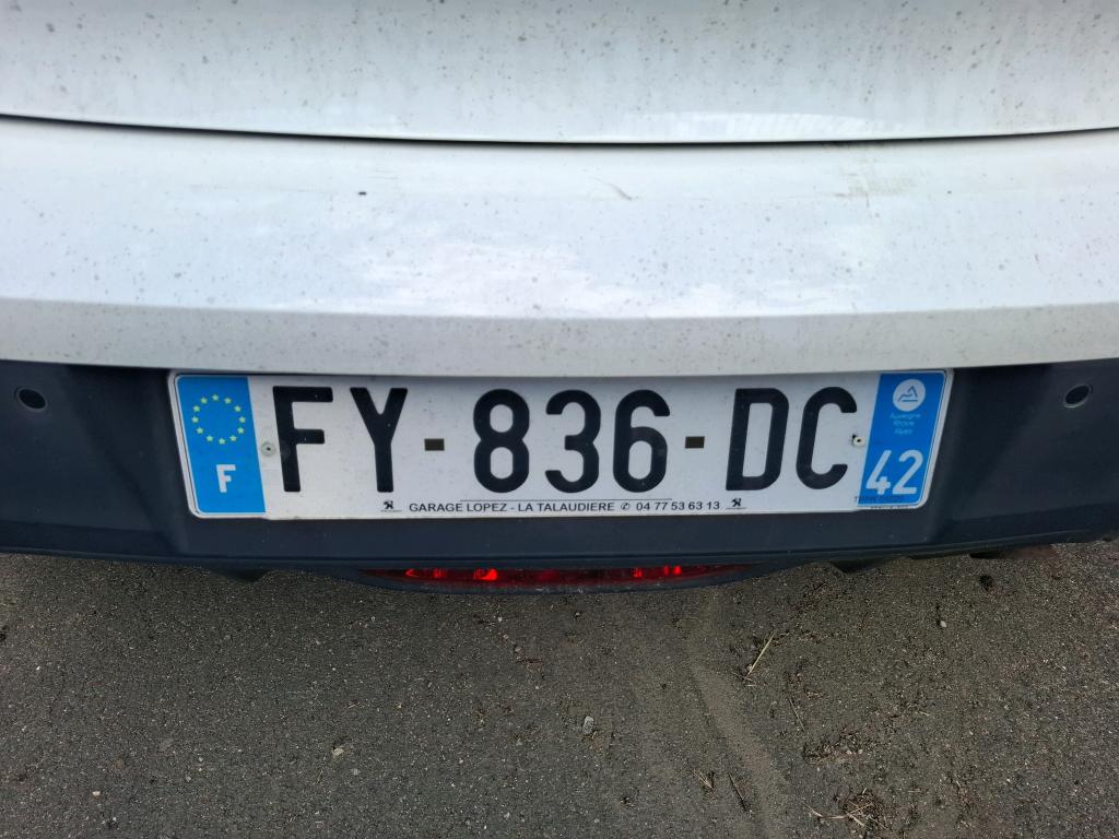 Peugeot 208 BLUEHDI 100 S&S BVM6 PREMIUM PACK 2021