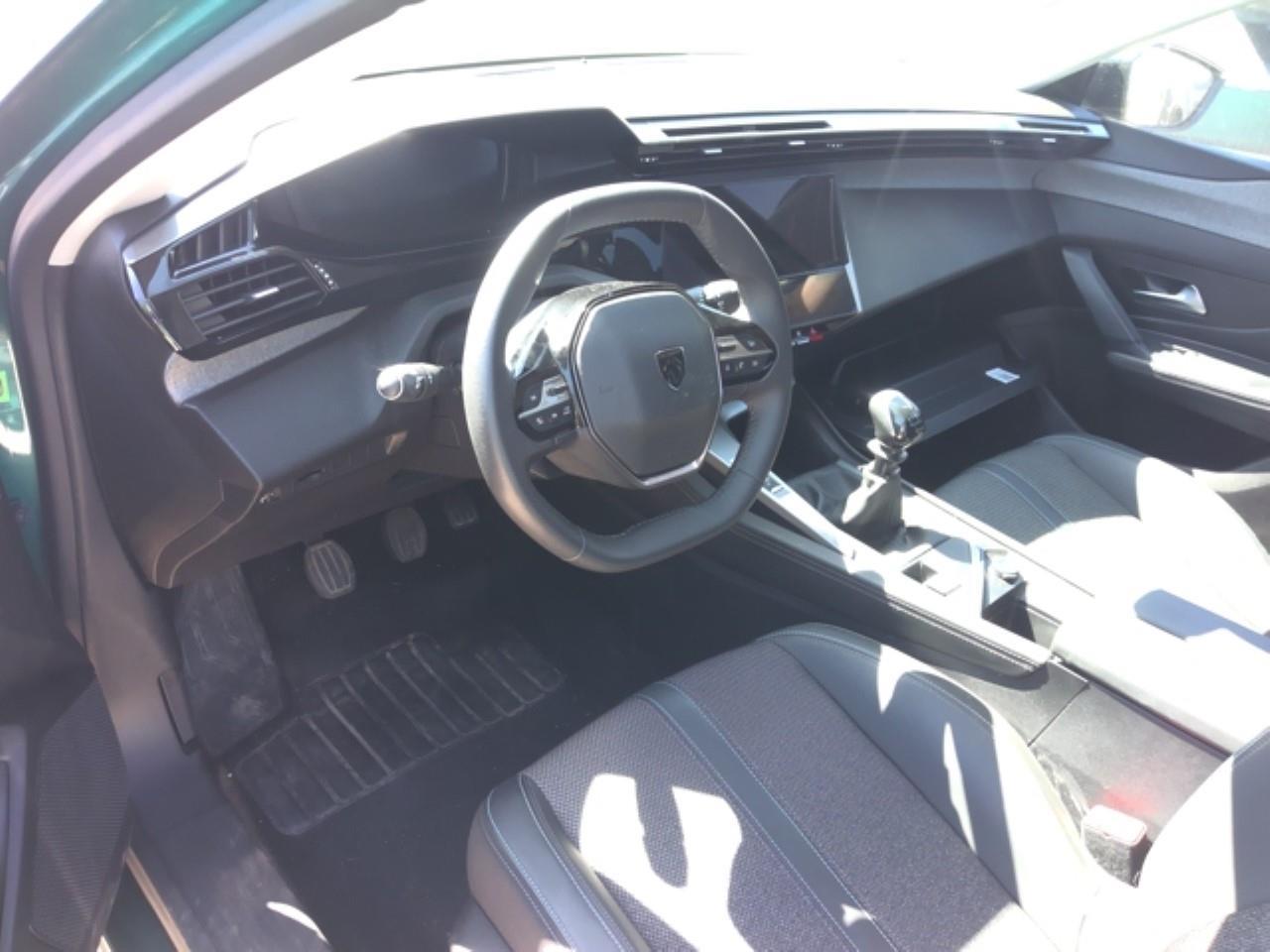 Foto Peugeot 308 10