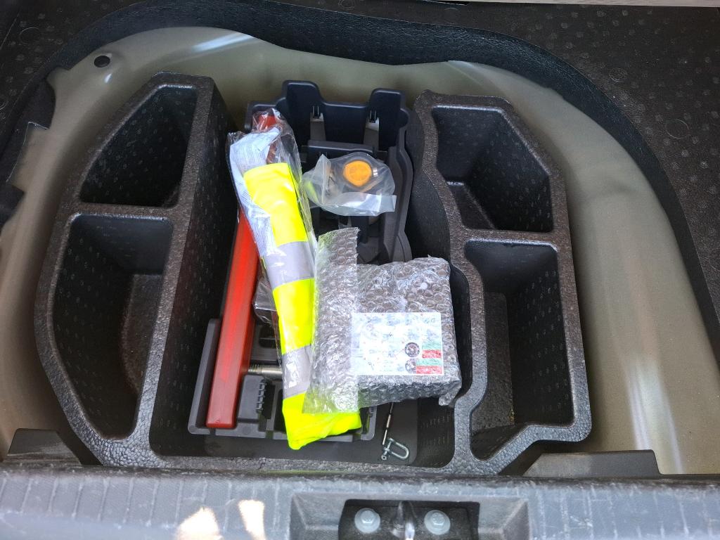 Peugeot 208 PURETECH 75 S&S BVM5 PREMIUM PACK 2021