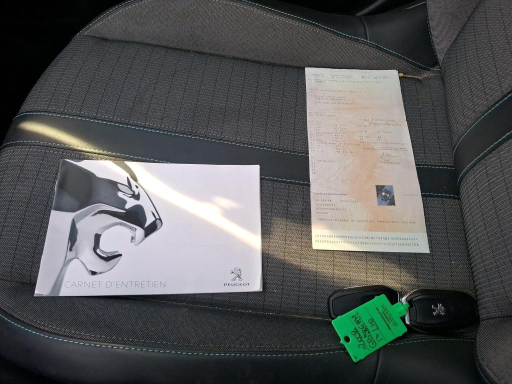 Peugeot 2008 BlueHDi 130 S&S EAT8 Allure 2021