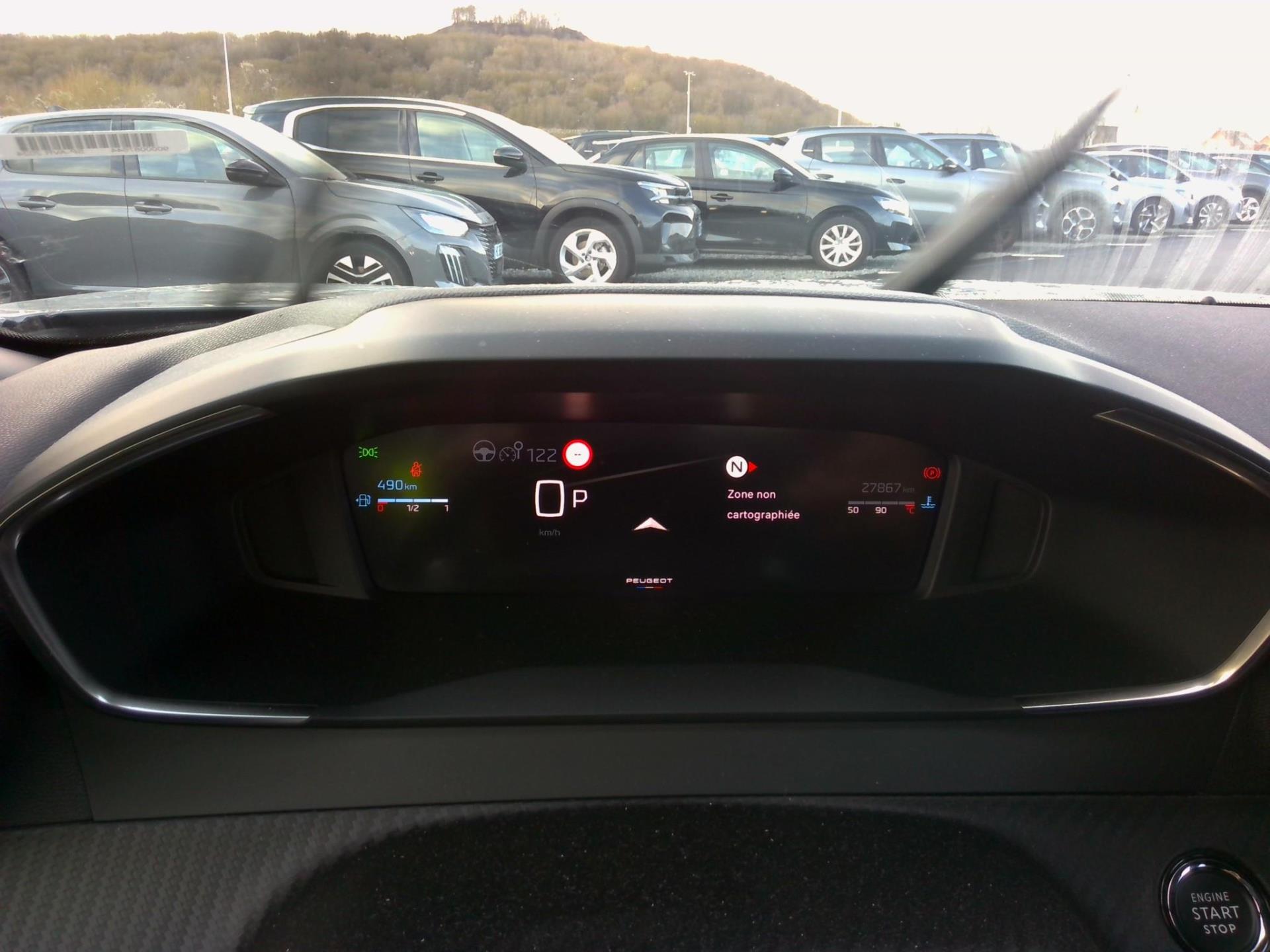 Peugeot 2008 130 S&S EAT8 Allure 2025