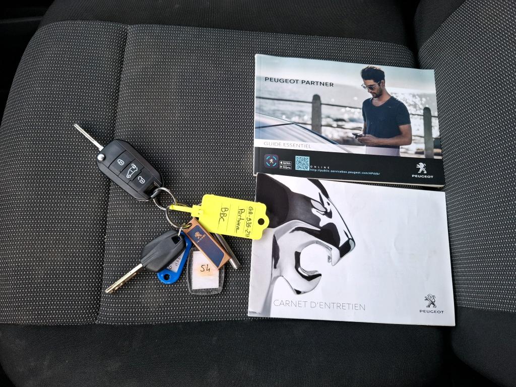 Peugeot PARTNER FOURGON STANDARD 650 KG BLUEHDI 100 S&S BVM5 PREMIUM 2021
