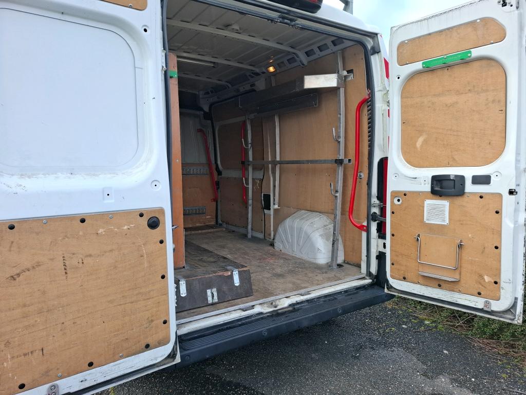 Peugeot BOXER TOLE 335 L2H2 BLUEHDI 120 S&S PREMIUM 2020