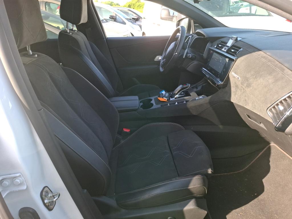 DS DS7 Crossback Hybride E-Tense 300 EAT8 4x4 Performance Line+ 2021