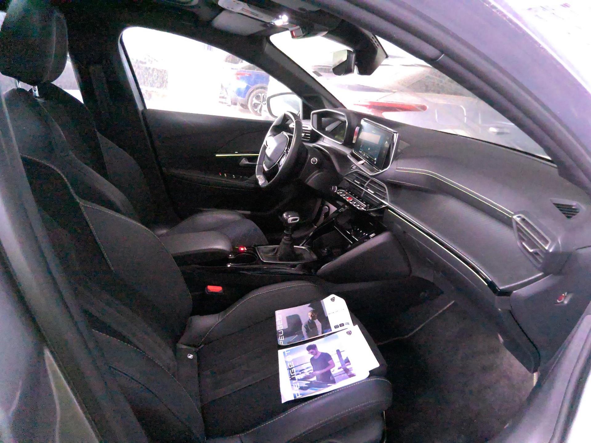 Peugeot 208 PureTech 100 S&S BVM6 GT Pack 2022