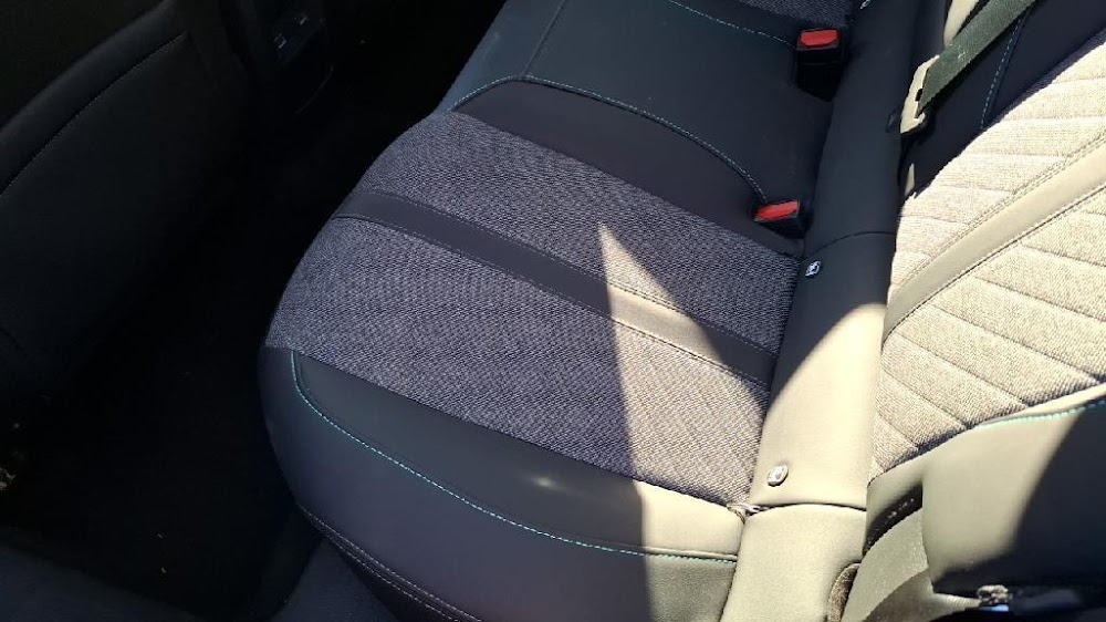 Foto Peugeot 408 10