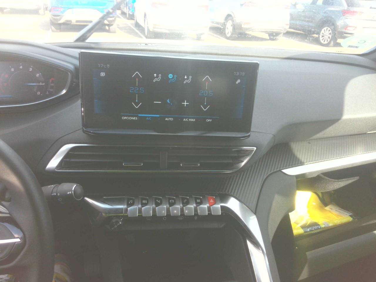 Foto Peugeot 3008 16