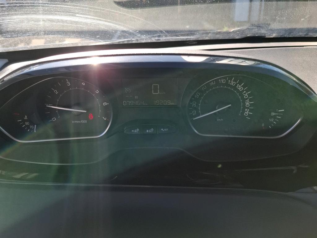 Peugeot 208 AFFAIRE PURETECH 82 S&S BVM5 PREMIUM PACK 2019