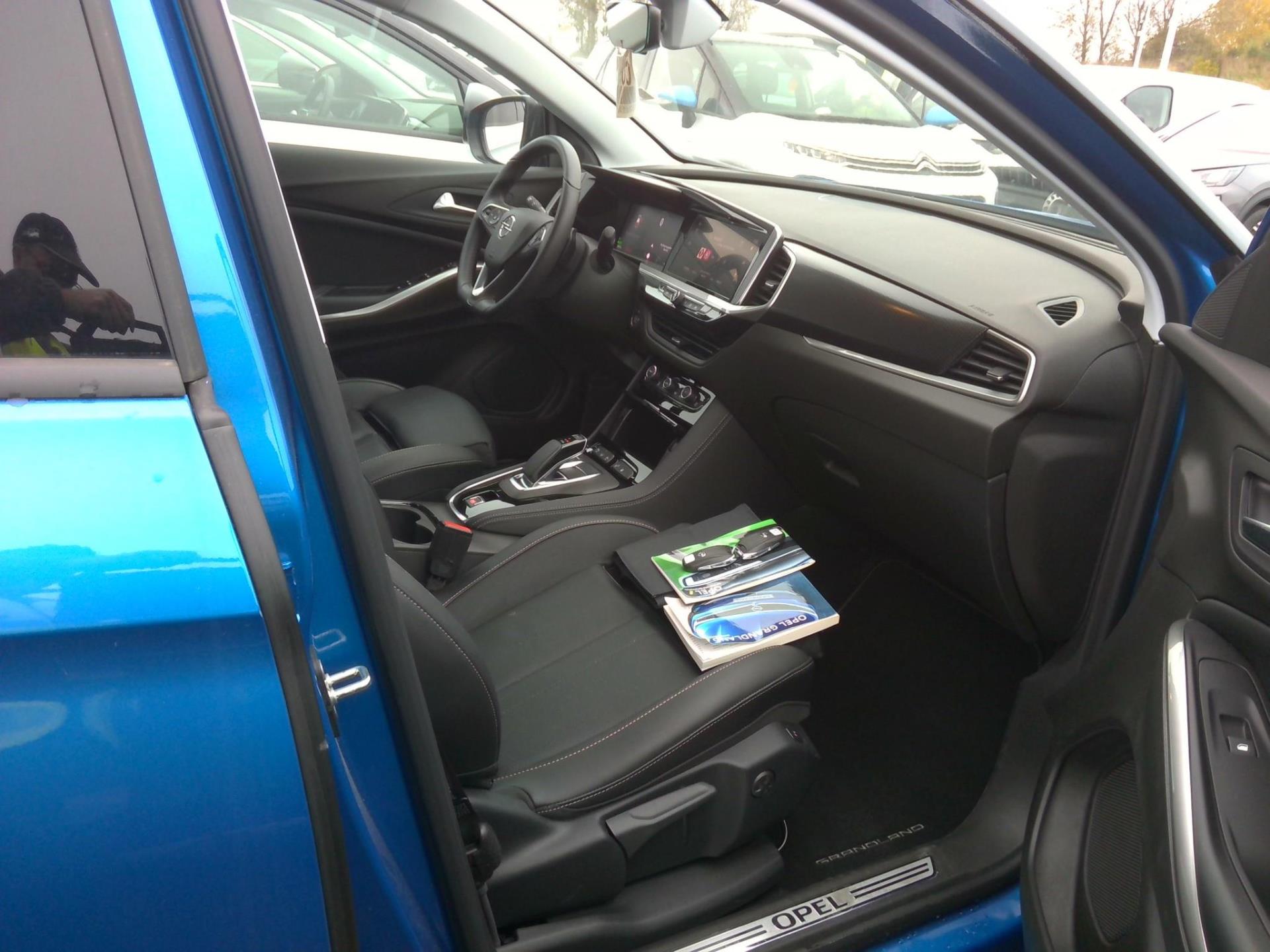 Opel Grandland Hybrid 225 ch BVA8 Ultimate 2022