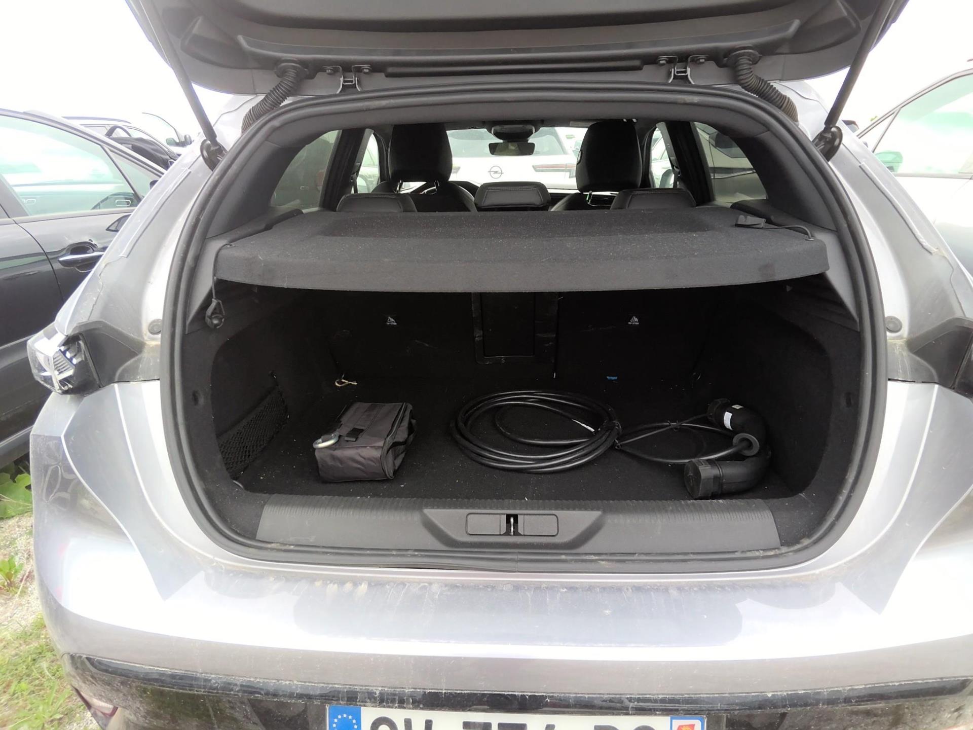 Peugeot 308 PHEV 225 e-EAT8 GT 2024