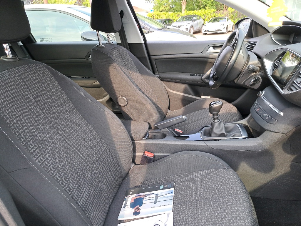 Peugeot 308 SW BlueHDi 130ch S&S BVM6 Active Business 2021