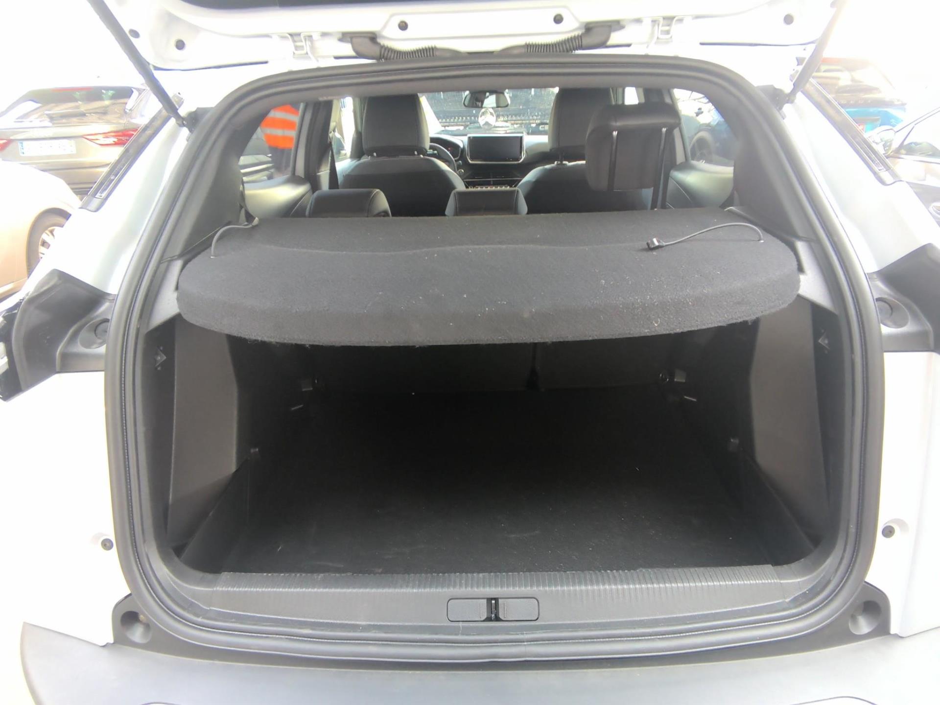 Peugeot 2008 Turbo 100 ch BVM6 Allure 2026