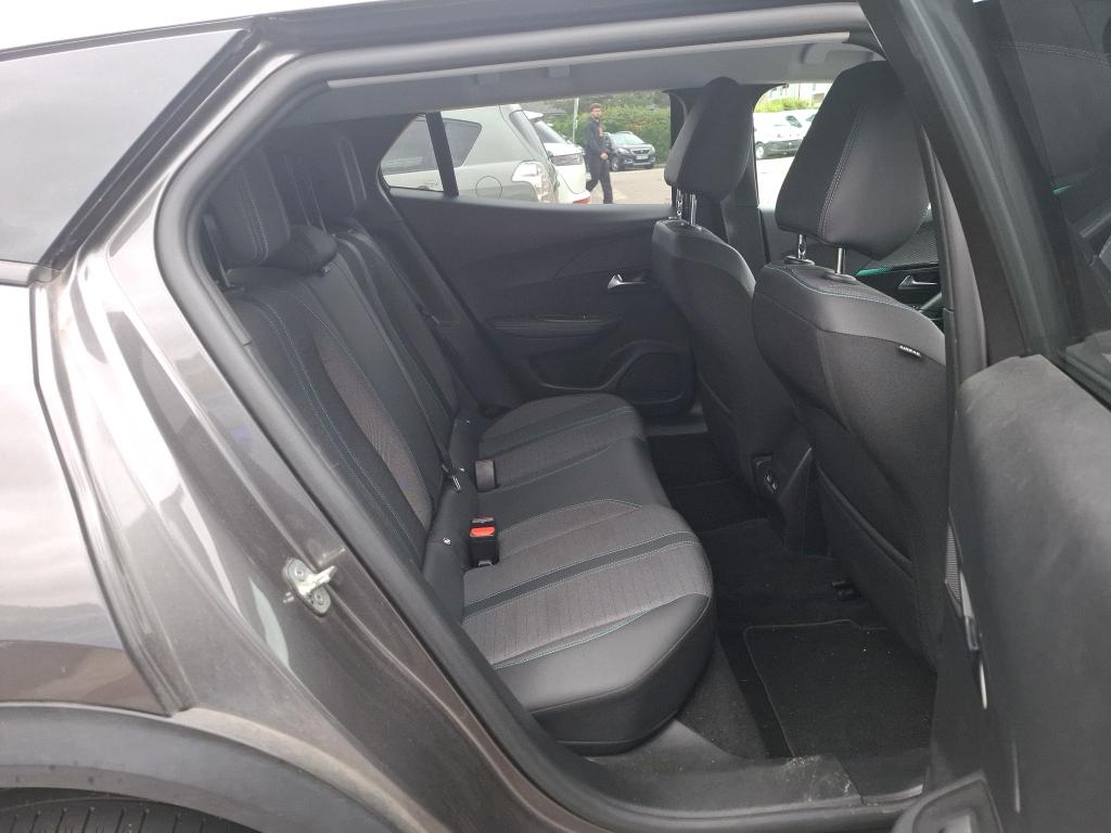 Peugeot 2008 BlueHDi 130 S&S EAT8 Allure Pack 2022