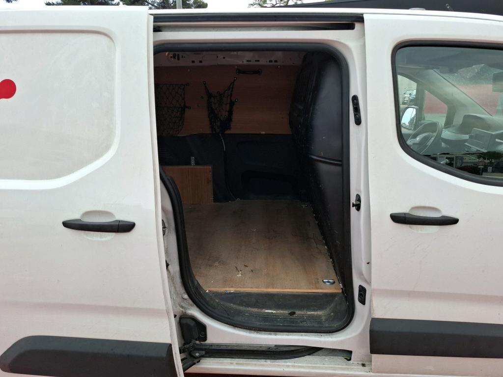 Peugeot PARTNER FOURGON STANDARD 650 KG BLUEHDI 100 S&S BVM5 PREMIUM 2020
