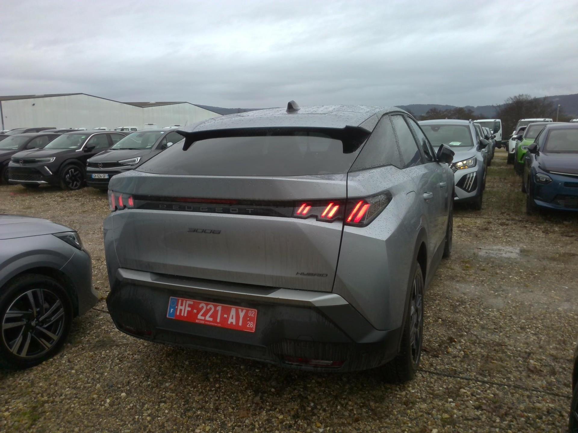 Peugeot 3008 Hybrid 145 e-DCS6 Allure 2025