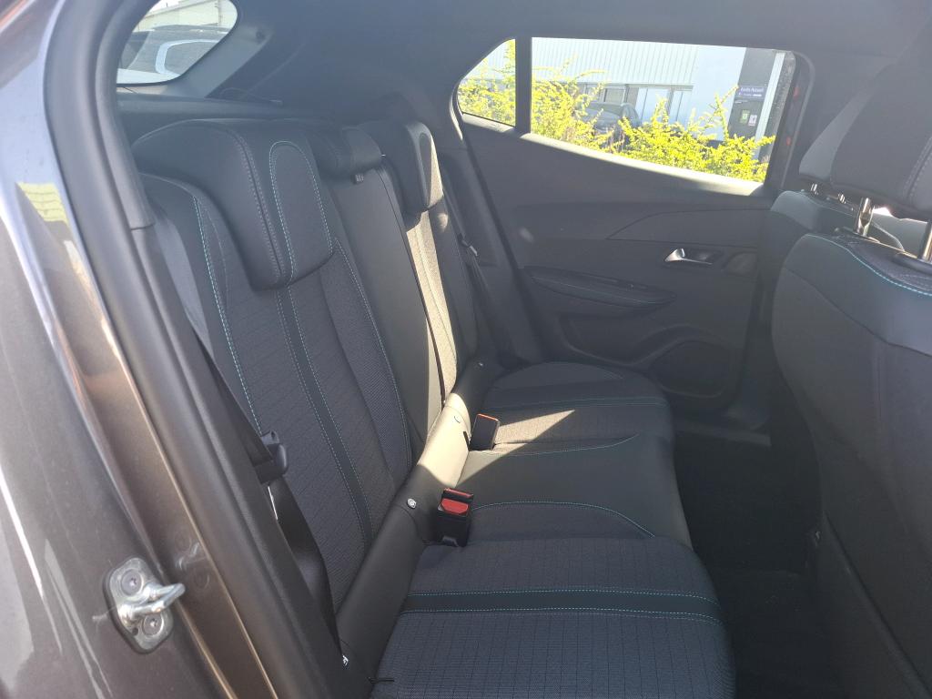 Peugeot 2008 PureTech 130 S&S EAT8 Allure Pack 2023