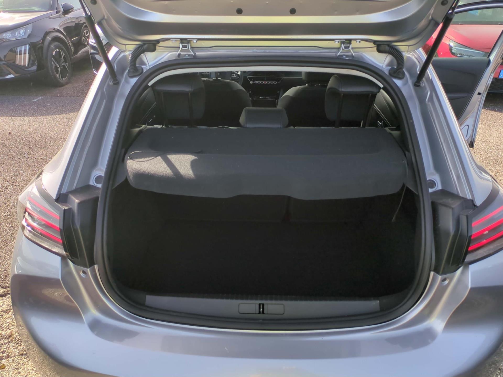 Peugeot 208 Hybrid 100 e-DCS6 Allure 2024