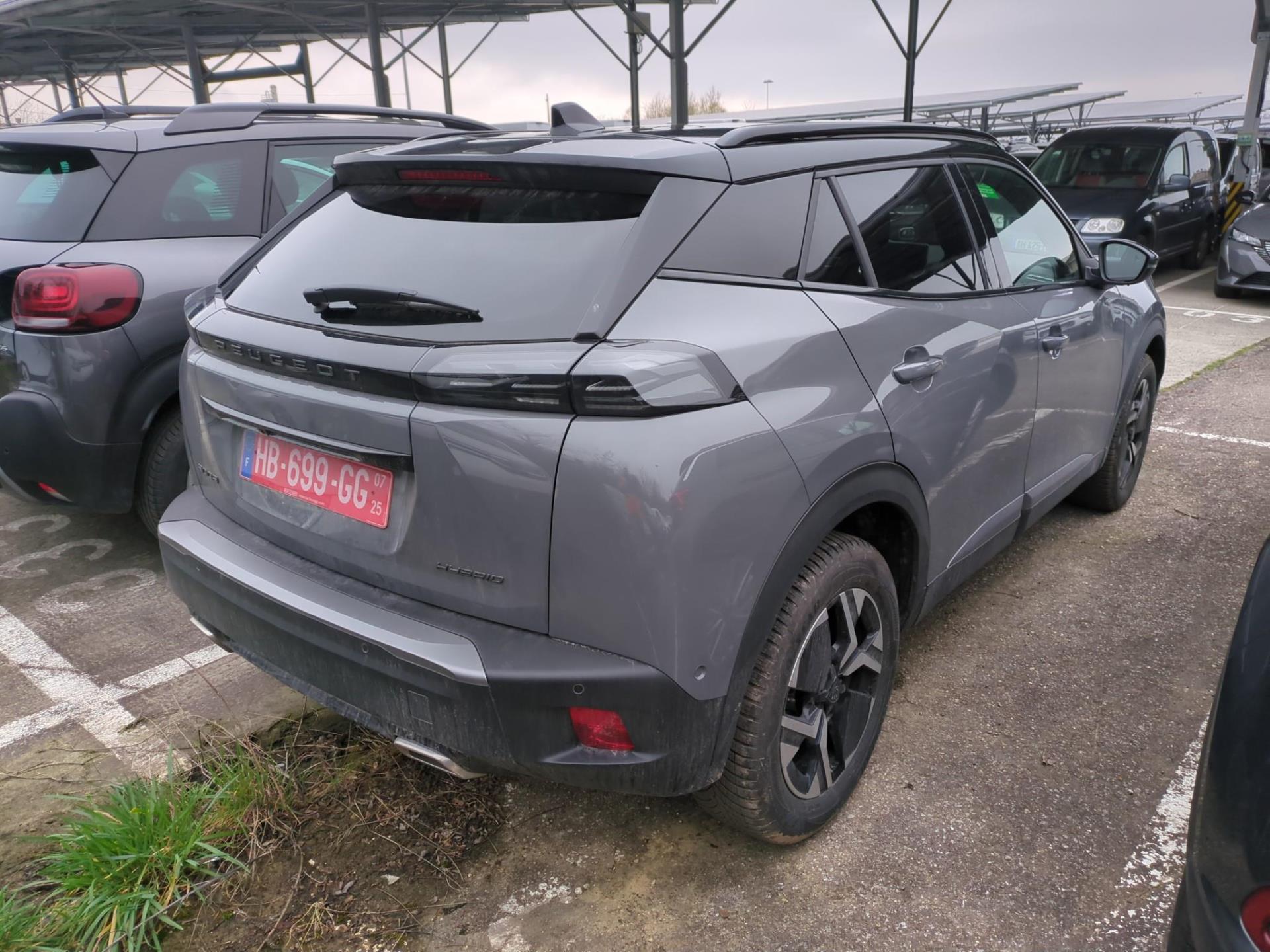 Peugeot 2008 Hybrid 136 e-DCS6 GT 2025