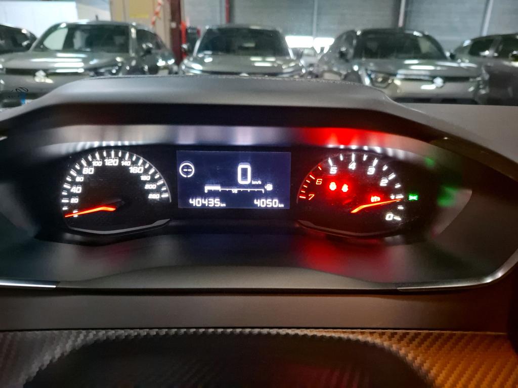 Peugeot 2008 PureTech 100 S&S BVM6 Active 2022