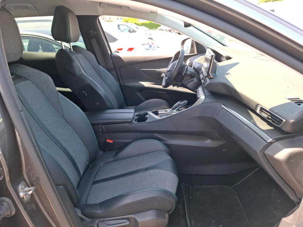 Peugeot 3008 BlueHDi 130ch S&S EAT8 Allure 2021