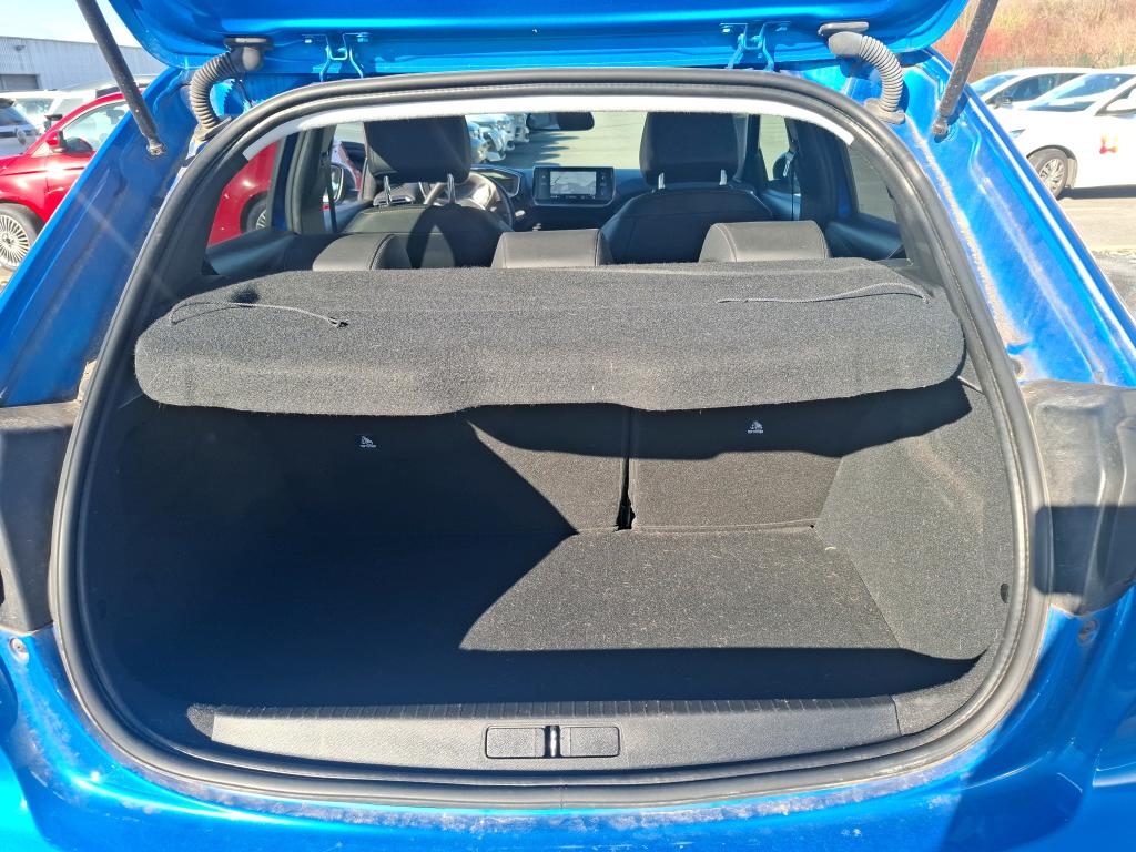 Peugeot 208 BlueHDi 100 S&S BVM6 Roadtrip 2022