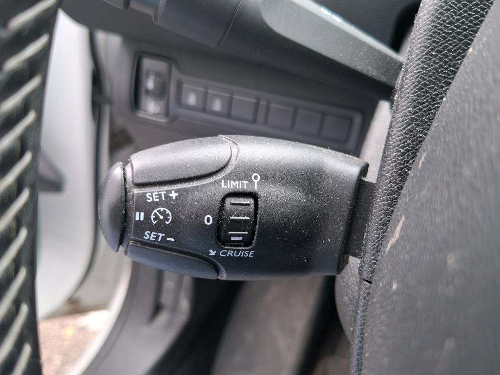 Peugeot 308 BlueHDi 100ch S&S BVM6 Access 2018