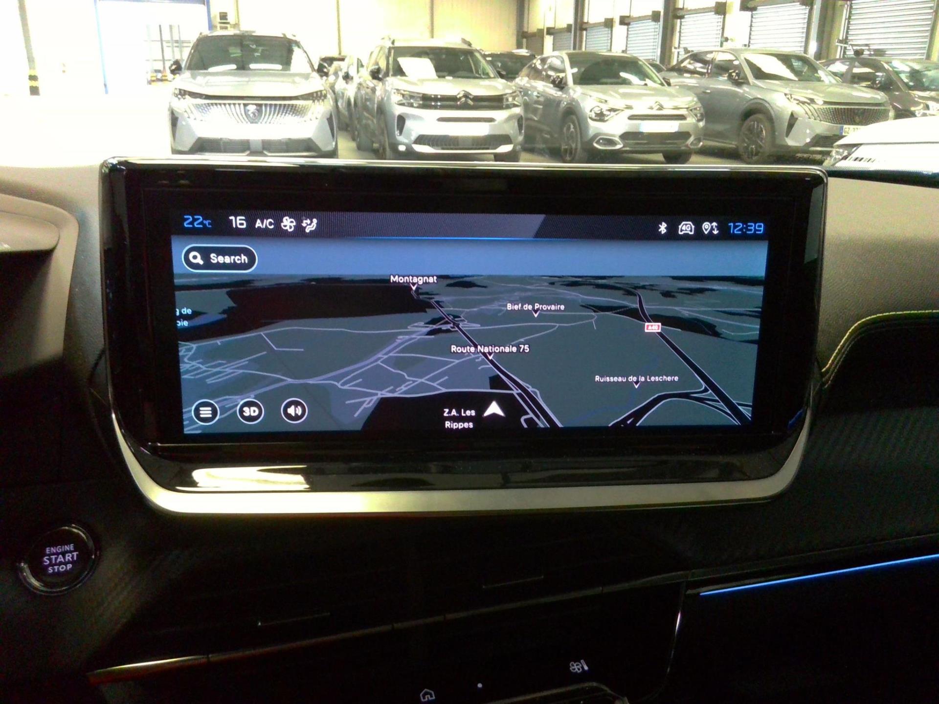 Peugeot 2008 Hybrid 136 e-DCS6 GT 2025