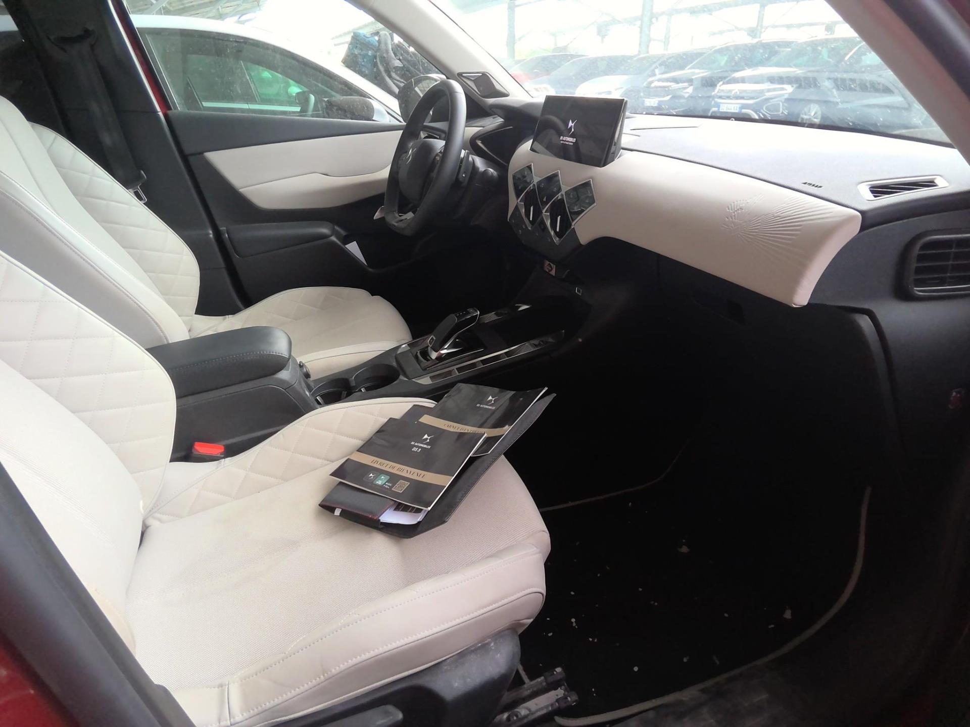 DS DS 3 PureTech 130 EAT8 Esprit de Voyage 2024