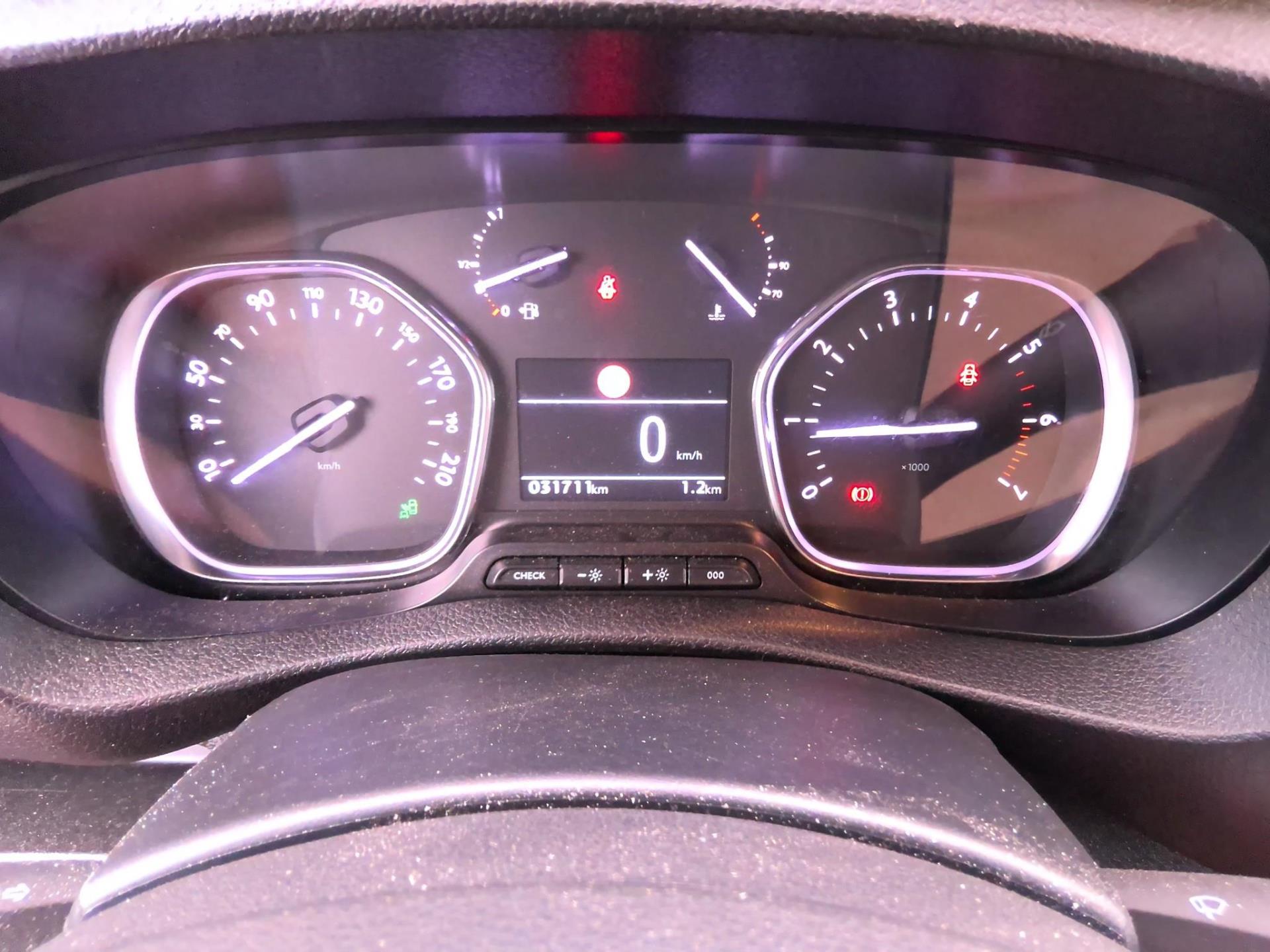 Opel VIVARO FGN TAILLE M BLUEHDI 120 S&S BVM6  2023