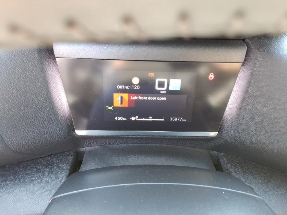 Foto Citroën C4 X 3