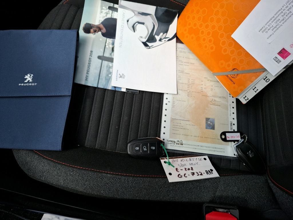 Peugeot 208 ELECTRIQUE 50 KWH 136 ACTIVE BUSINESS R 2021