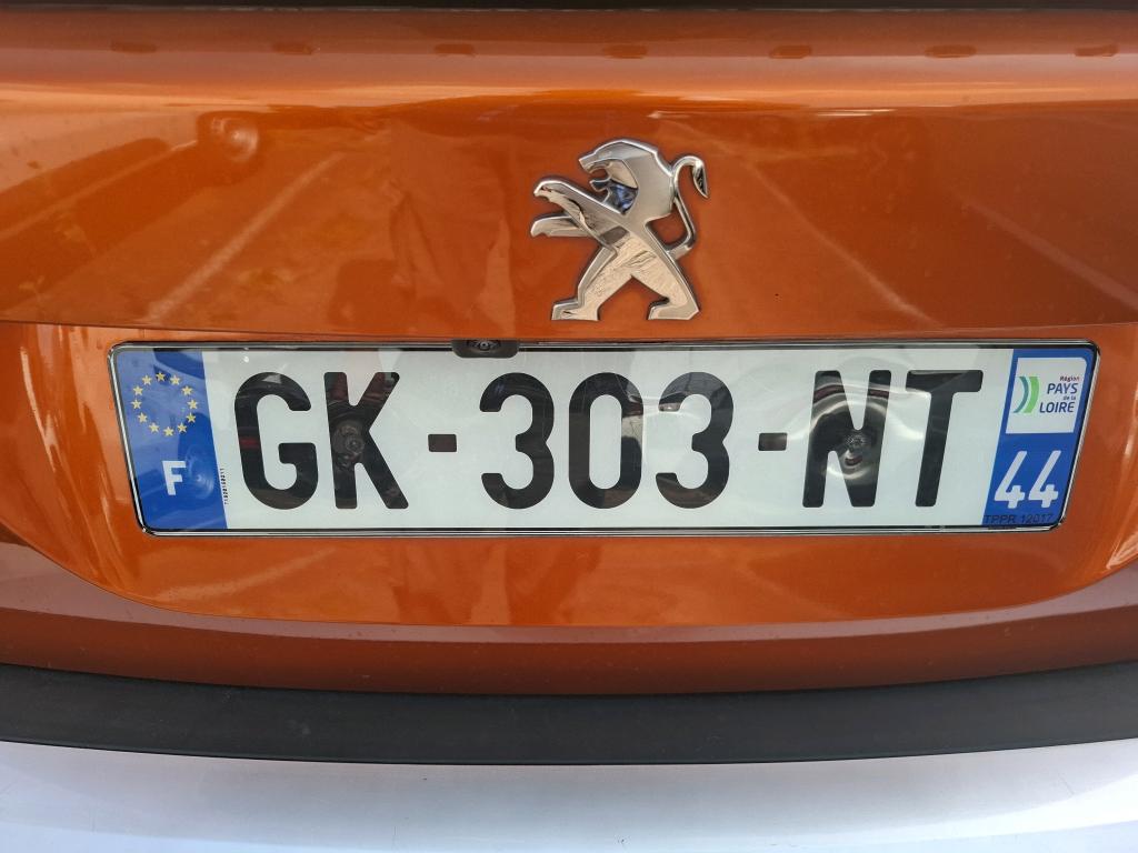 Peugeot 2008 PureTech 130 S&S EAT8 Active Pack 2022
