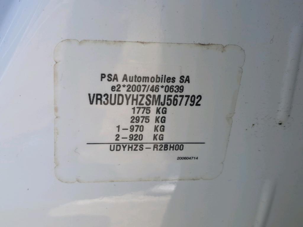 Peugeot 2008 BlueHDi 130 S&S EAT8 Allure Business 2021