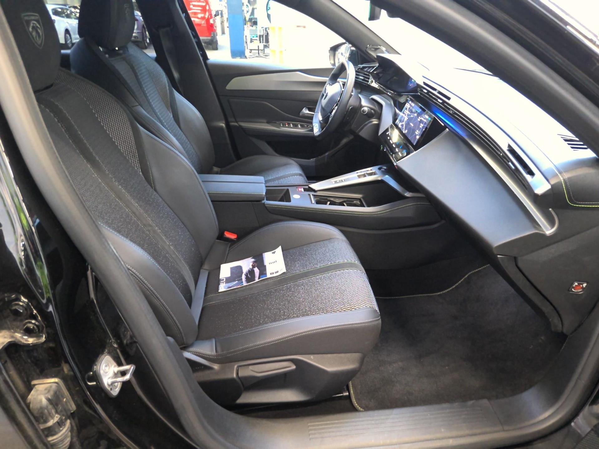 Peugeot 308 SW PHEV 225 e-EAT8 GT 2024
