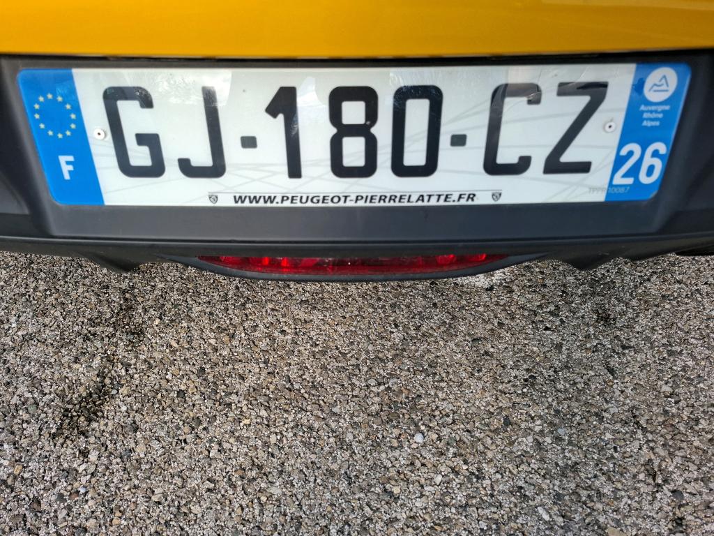 Peugeot 208 BlueHDi 100 S&S BVM6 Active 2022