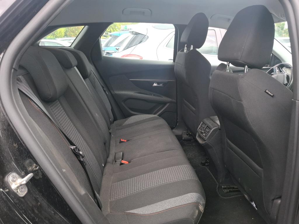 Peugeot 3008 BlueHDi 130ch S&S EAT8 Active Pack 2022